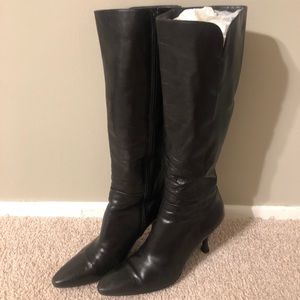 Knee high Stuart Weitzman black leather boots